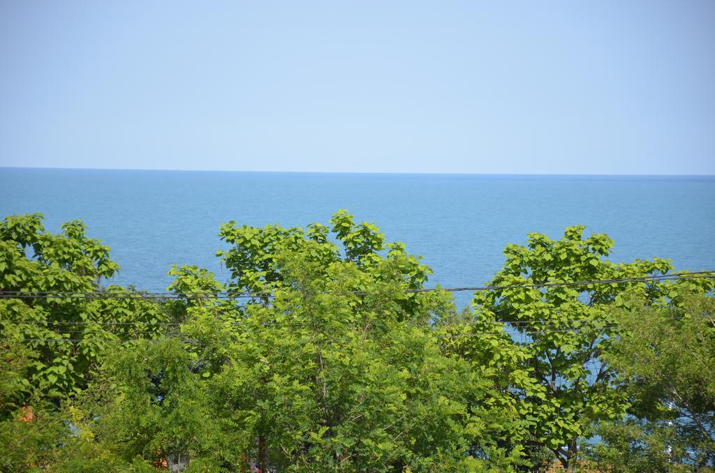 Razvan Holiday Costinesti Exterior foto